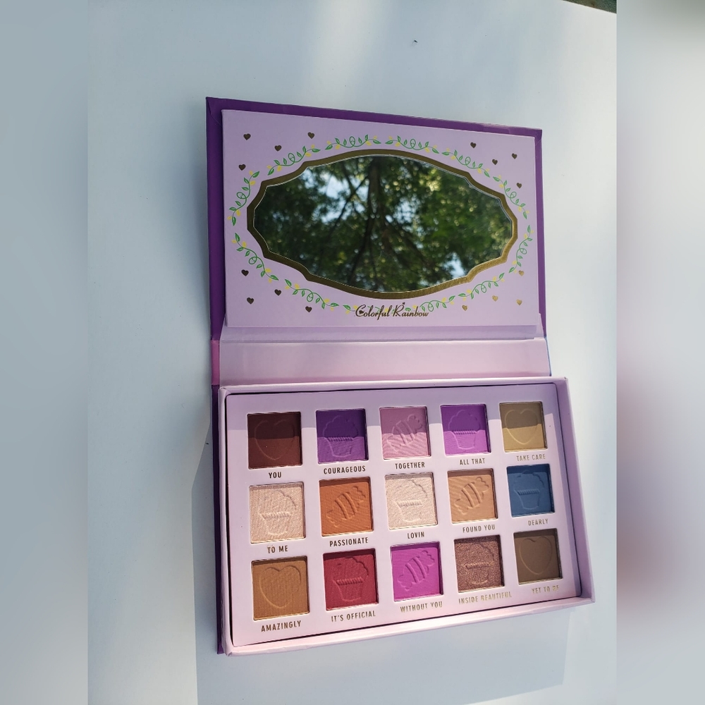 Bundle 2.-EYESHADOW PALETTE